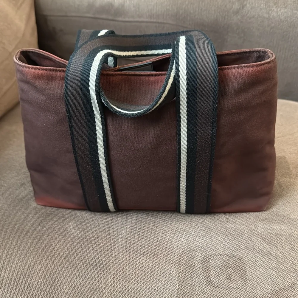 Elegant Brown with burgundy Hermes. 12x8x3 1/2